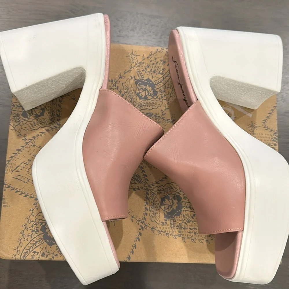 FREE PEOPLE 'Zoe' Platform Slide Sandal in Pink Size 9/40